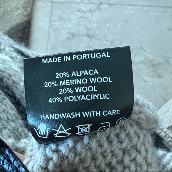 Oversized Wool sweater - Picture 5 of 5